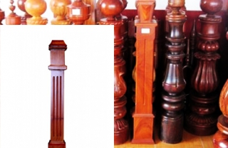 Trụ cái cầu thang gỗ Hương Vân