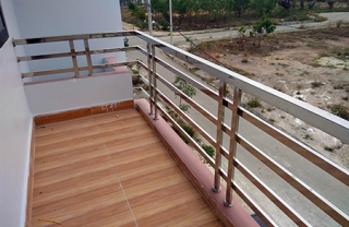 Lan can ban công inox Biệt Thự