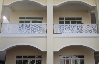 Lan can ban công sắt CNC MD14