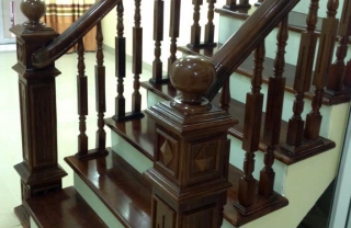 Cầu thang gỗ Hương Nam Phi MDGH2