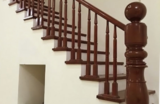 Tay vịn cầu thang gỗ Lim Nam Phi con tiện kép