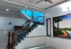 Phong thủy cho cầu thang kính trong ngôi nhà của bạn
