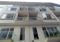 Top 3 những ưu điểm vượt trội của lan can kính giá rẻ