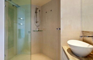 Buồng tắm kính vvp
