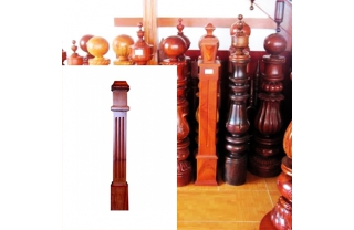 Trụ cái cầu thang gỗ Hương Vân