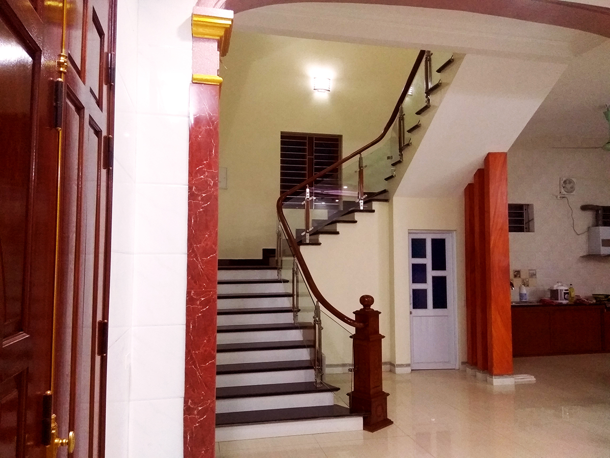 Phong thủy cho cầu thang kính trong ngôi nhà của bạn