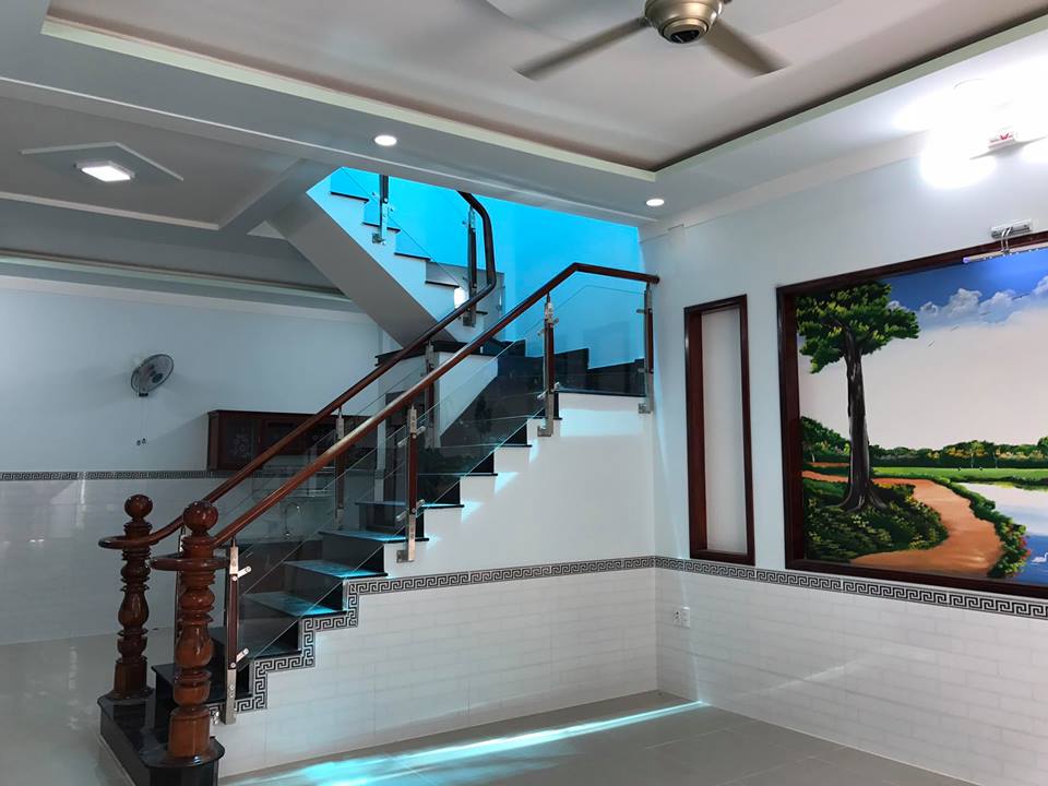 Phong thủy cho cầu thang kính trong ngôi nhà của bạn